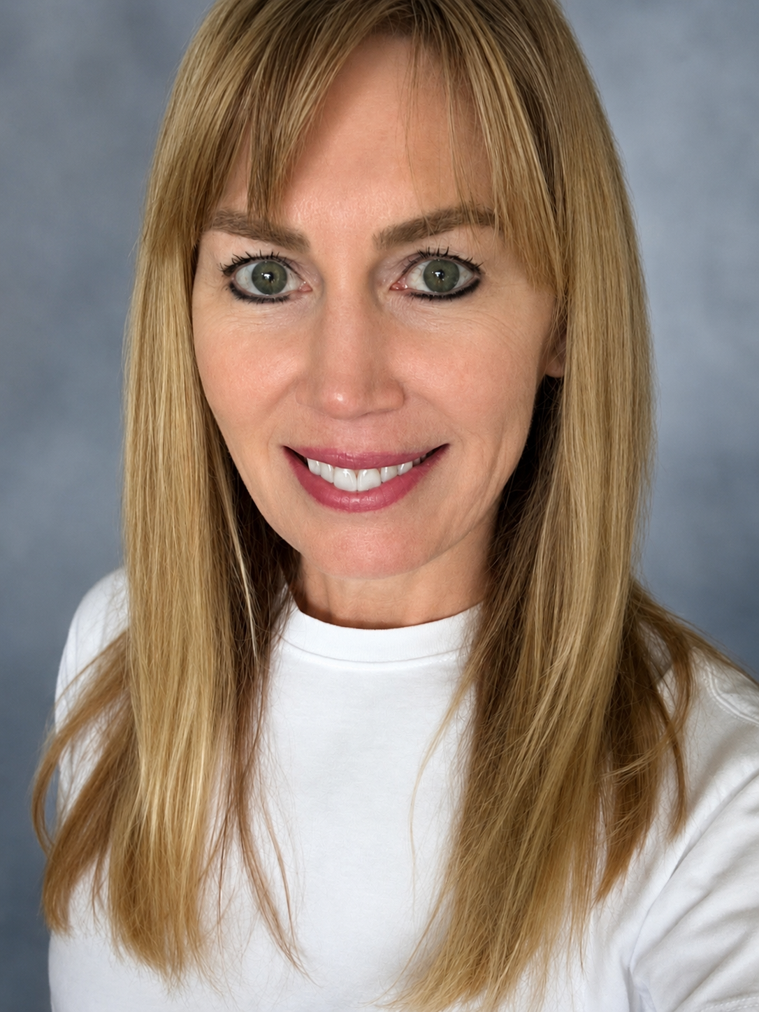 Jayne, an experienced Canadian English instructor